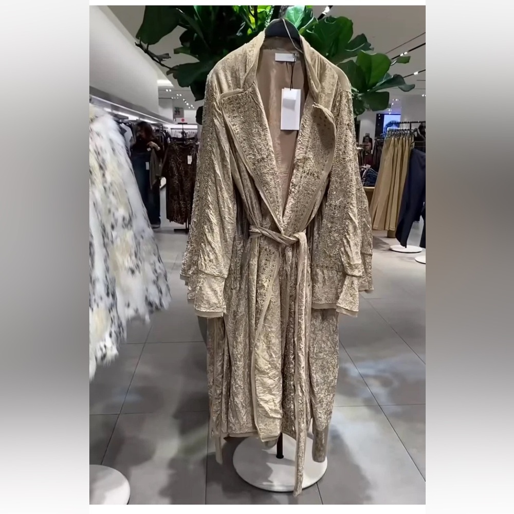 Zara Beige Velvet Embroidered Kimono Jacket - Picture 3 of 7